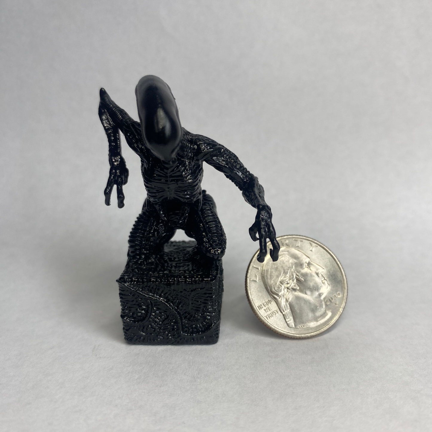 Xenomorph Miniature (1 of 1)